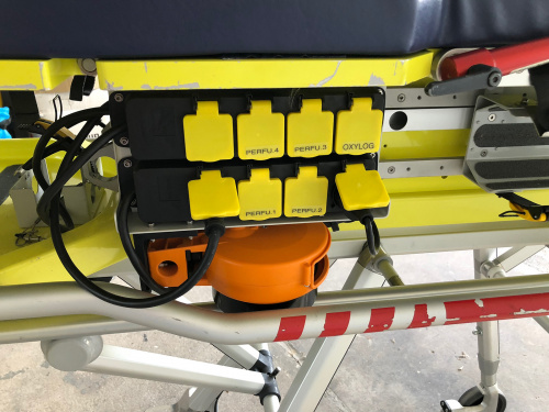 Intensivtrage Starmed auf Stollenwerk Fahrtrage, gebraucht